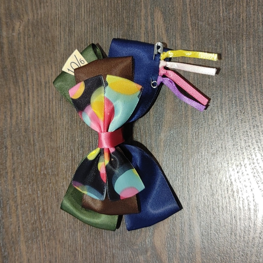 Mad Hatter Bow